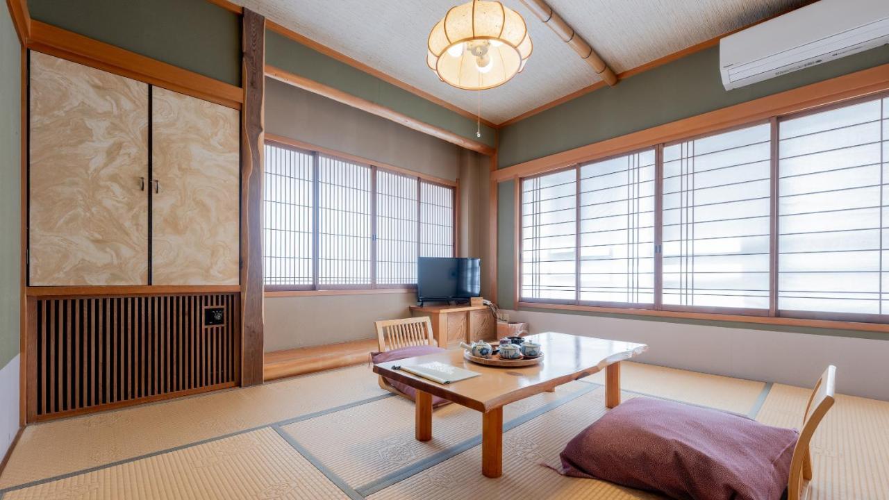Hinokitei Bokusui Hotel Kusatsu  Exterior photo
